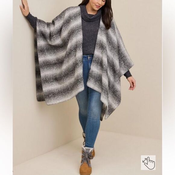 Torrid - Ombre Ruana - Picture 2 of 5